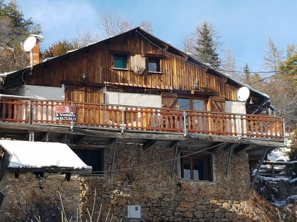 Sur Un Petit Nuage Villa Roubion ภายนอก รูปภาพ