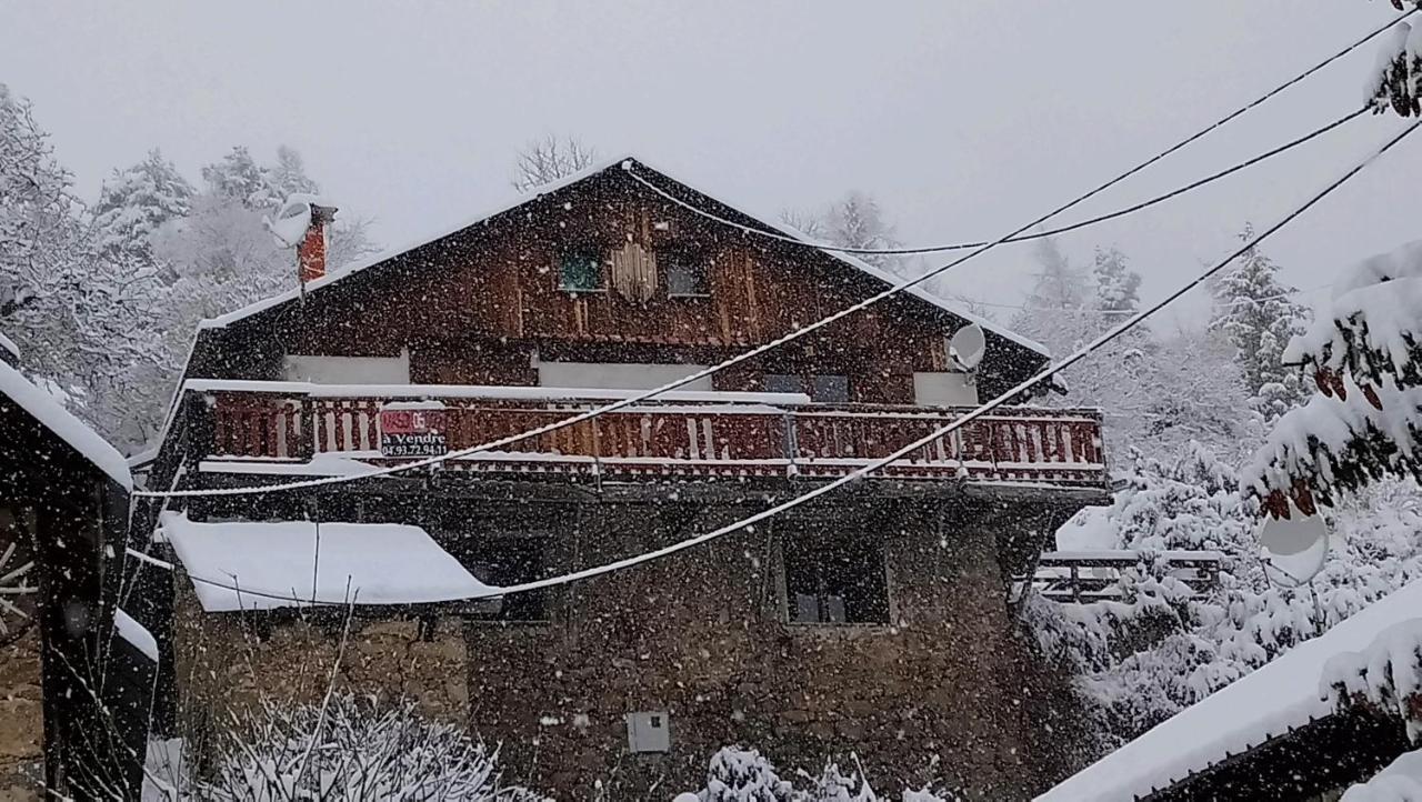 Sur Un Petit Nuage Villa Roubion ภายนอก รูปภาพ